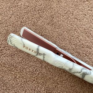 FoxyBae Marble Mini Hair Straightener ( flat iron)
